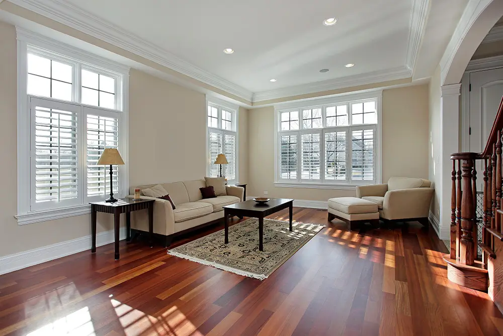 Dustless Sanding vs. Traditional Refinishing: What the Difference Looks Like in Your House